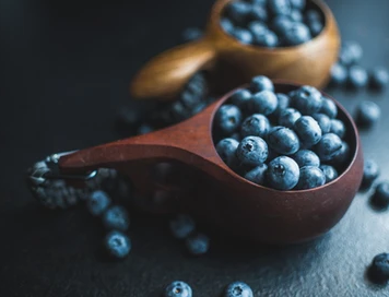 Quercetin: the Anti-aging Wonder Vitamin That Does More Than Make Your Skin Look Younger